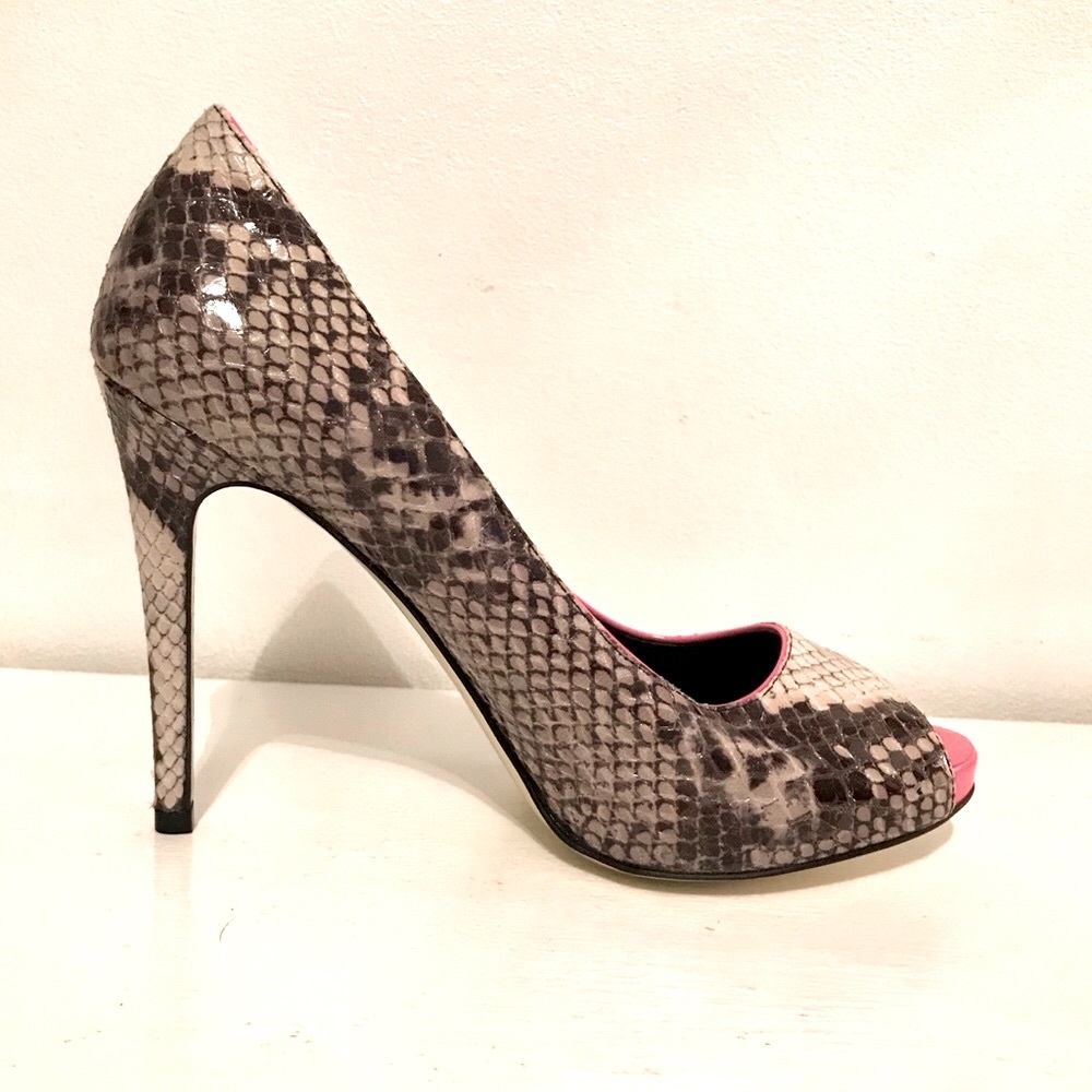 Stella Mc Carthney peep toe heels